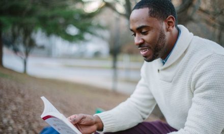 Fostering a Love of Reading: Strategies for Encouraging Reading in the Digital Age